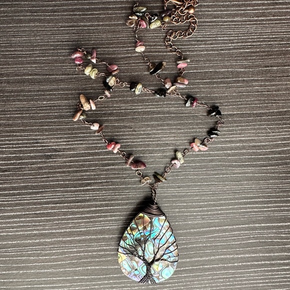 wire wrapped abalone necklace - Picture 2 of 10